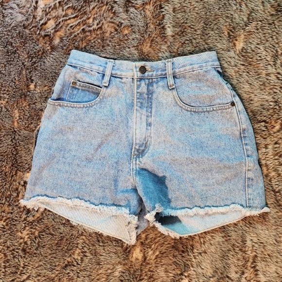 VINTAGE 90'S Denim Shorts - Picture 11 of 17